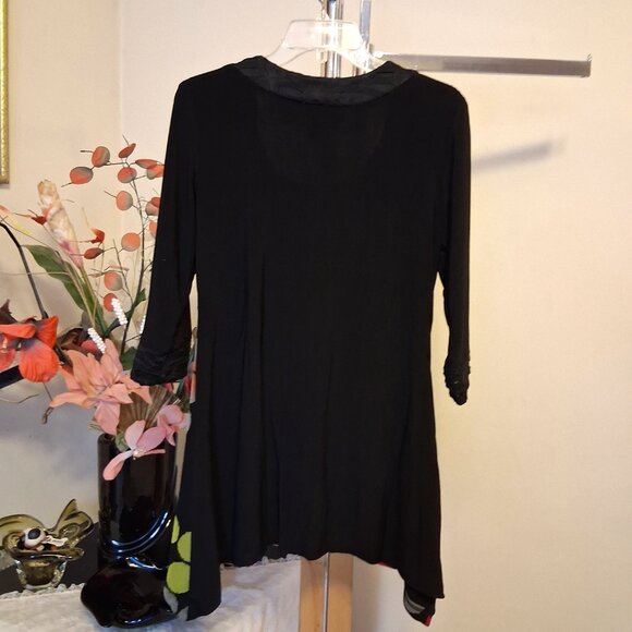 NWT Zoe Women's Black Multi Color Patchwork Blouse ¾ Sleeve Top Size M - Picture 7 of 9